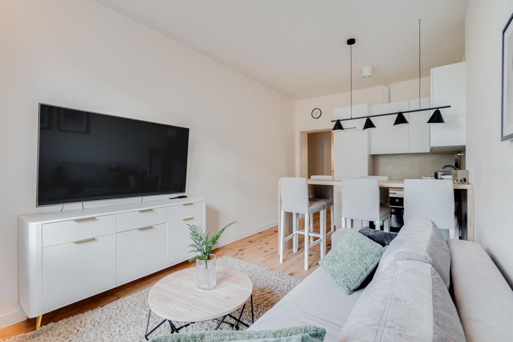 Bright Day Apartment - Self Check-In 24H, 10 Min Market Square 브로츠와프 외부 사진